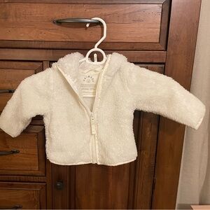 Primary White Fleece Zip Hoodie, 6-12M, EUC